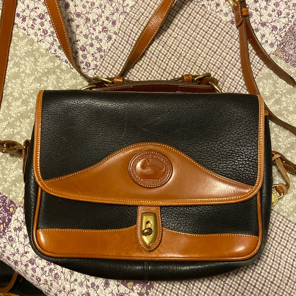 Vintage Dooney & Bourke All Weather Leather crossbody bag